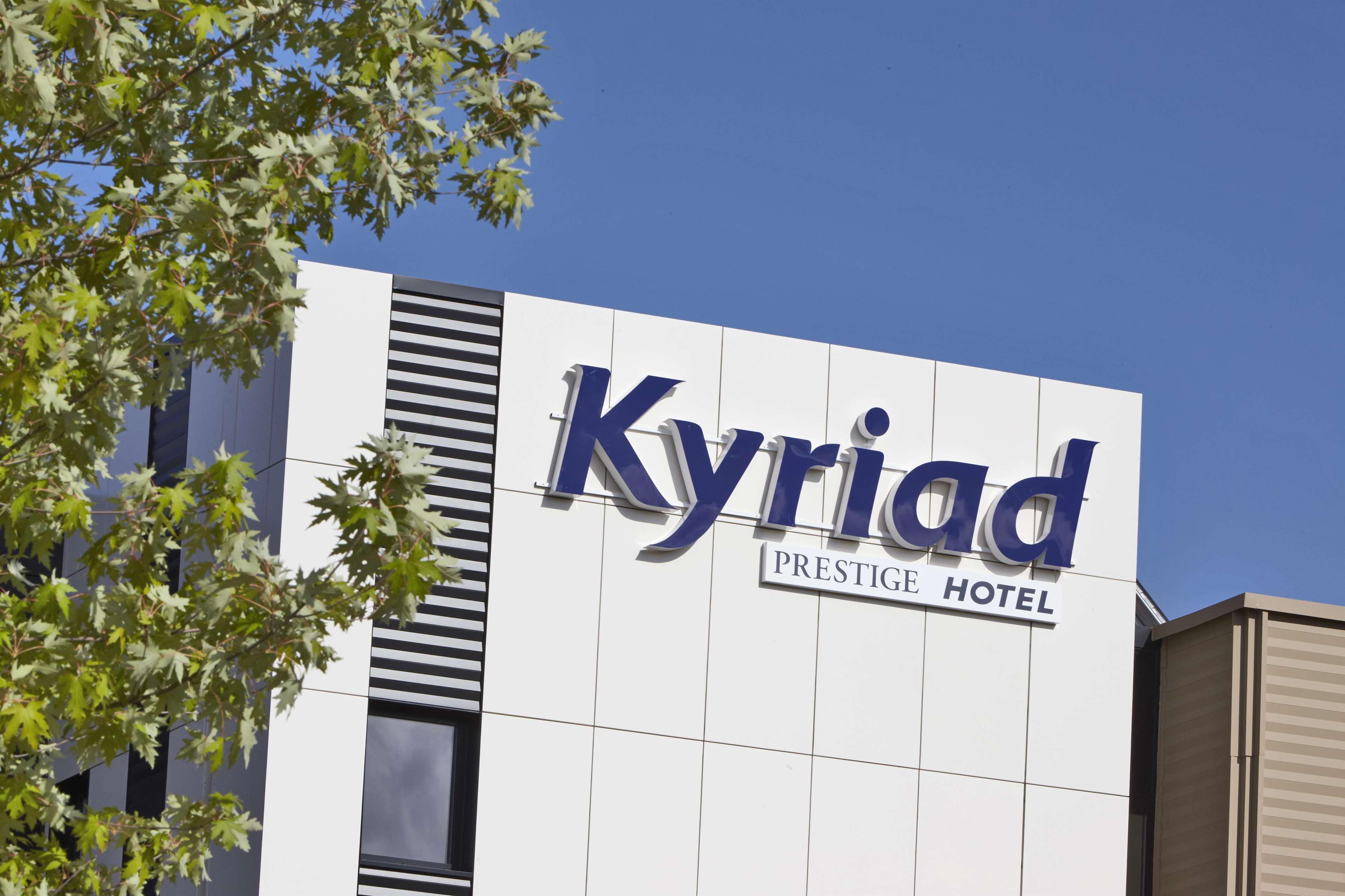 Kyriad Prestige Pau - Palais Des Sports Eksteriør billede