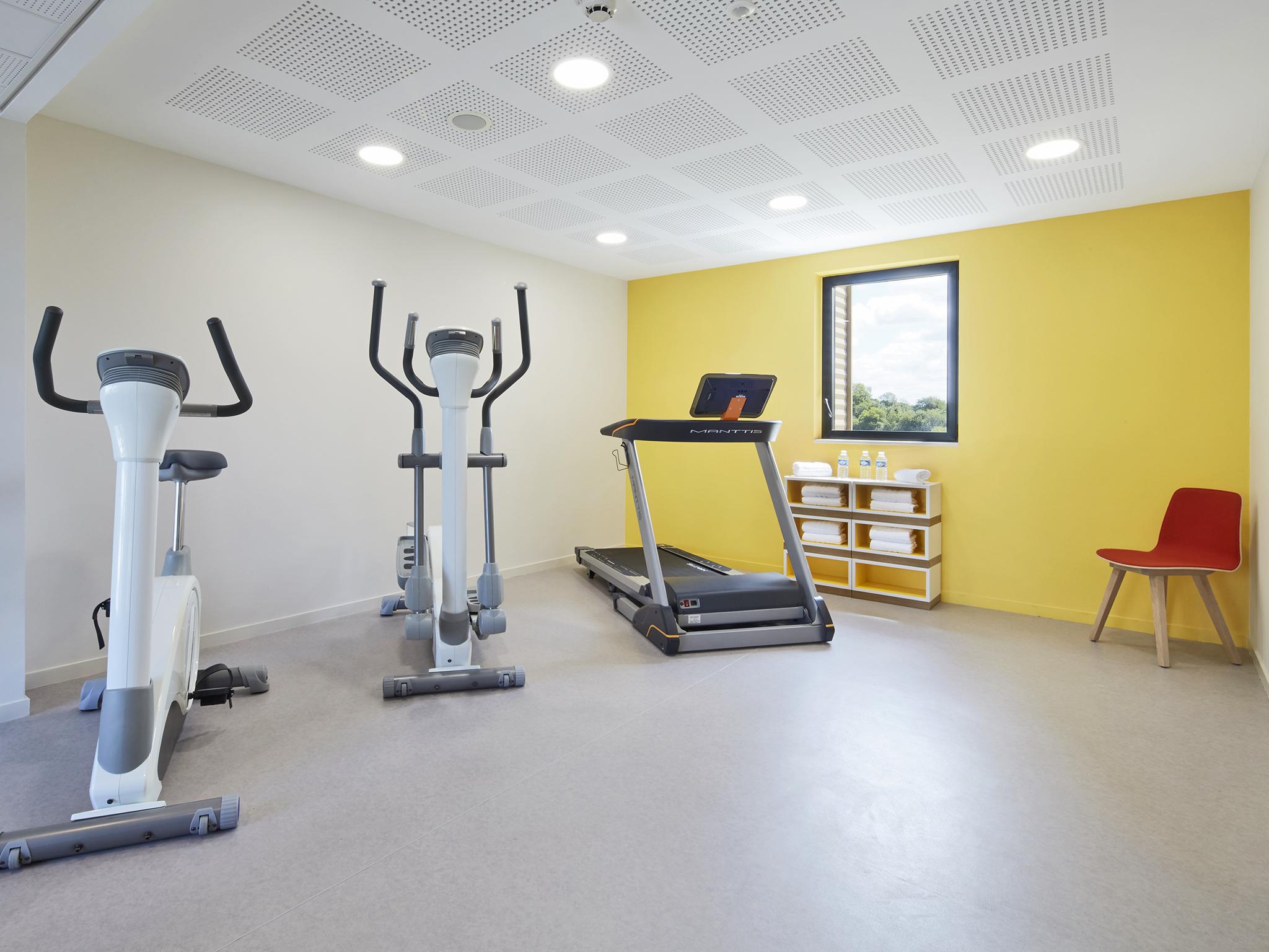 Kyriad Prestige Pau - Palais Des Sports Eksteriør billede