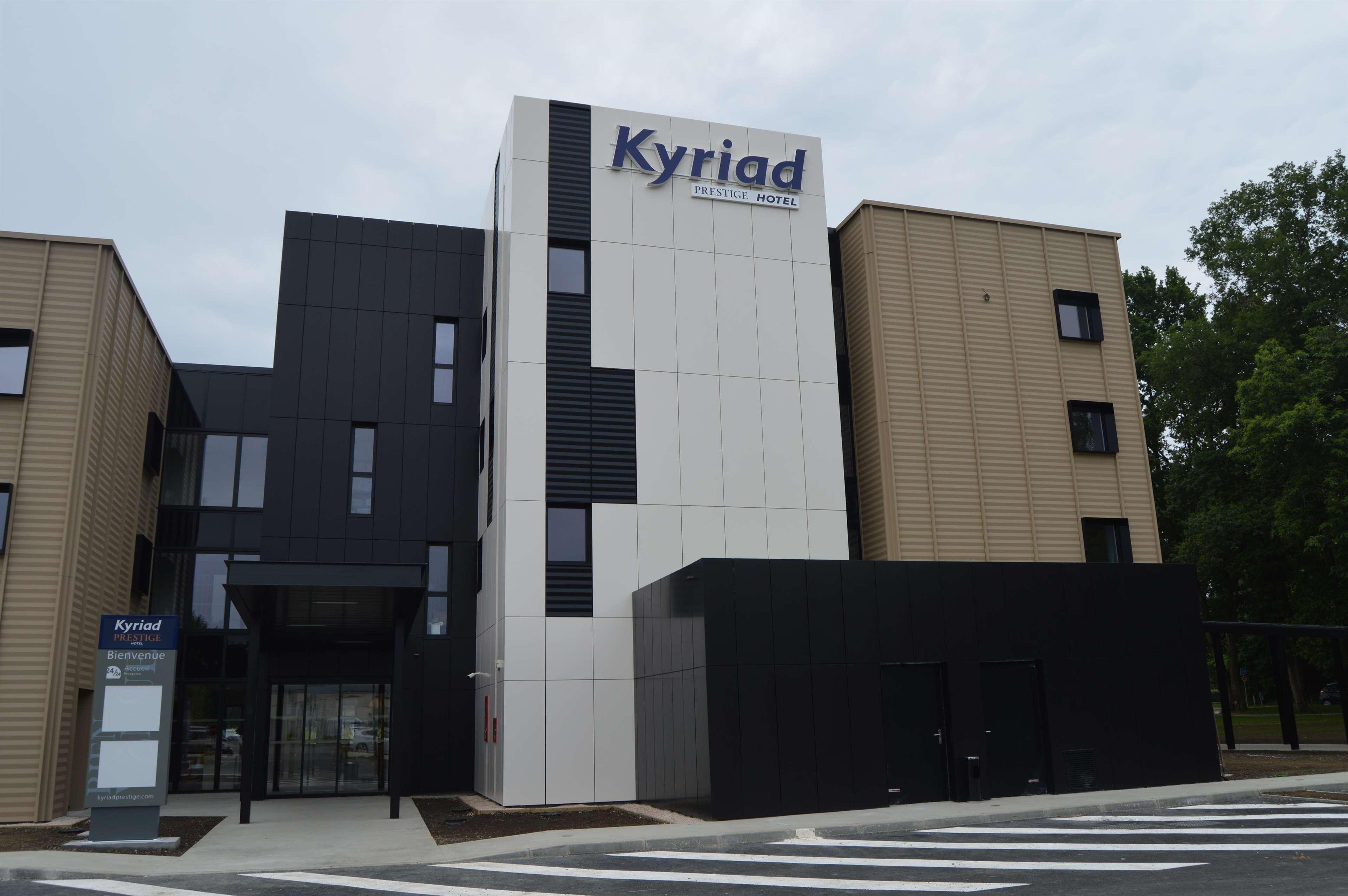 Kyriad Prestige Pau - Palais Des Sports Eksteriør billede